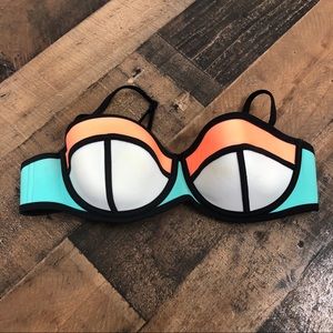 TRIANGL Bikini Top